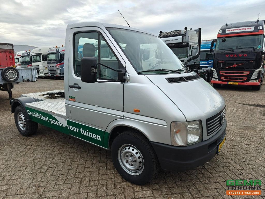 Volkswagen LT 35 sattelzugmaschine 2.5 tdi be – schaltgetriebe – 5 zylinder – blattfederung – 136.000 km