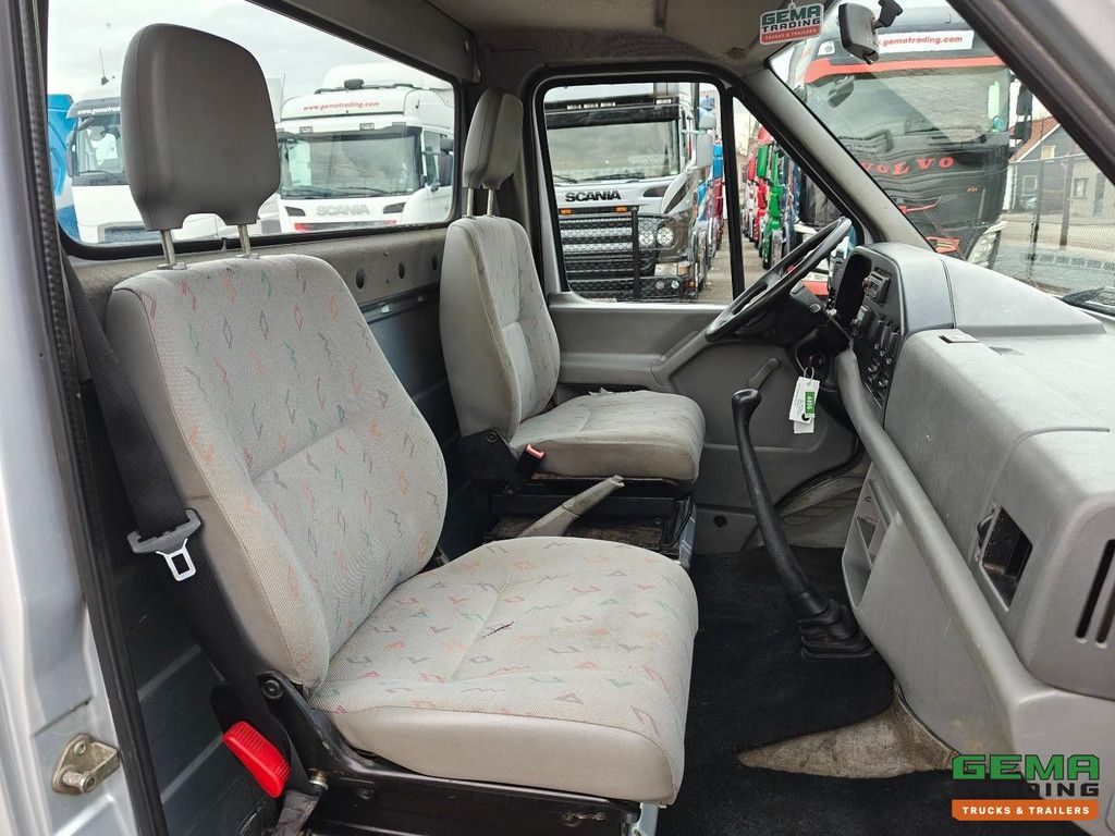 Volkswagen LT 35 sattelzugmaschine 2.5 tdi be – schaltgetriebe – 5 zylinder – blattfederung – 136.000 km