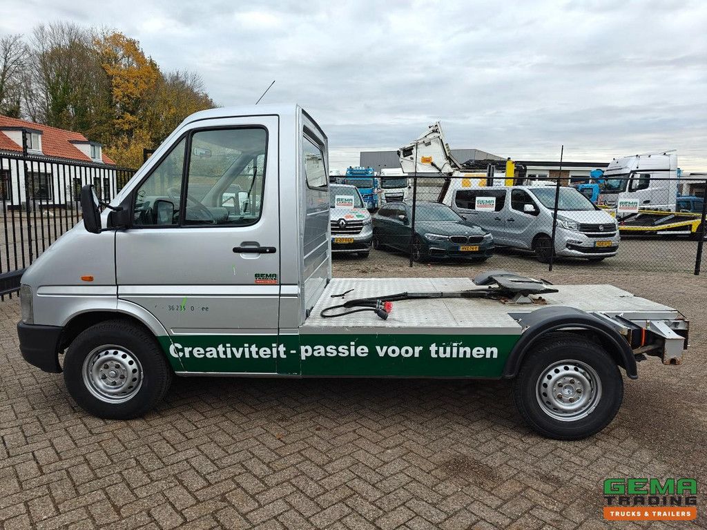 Volkswagen LT 35 sattelzugmaschine 2.5 tdi be – schaltgetriebe – 5 zylinder – blattfederung – 136.000 km