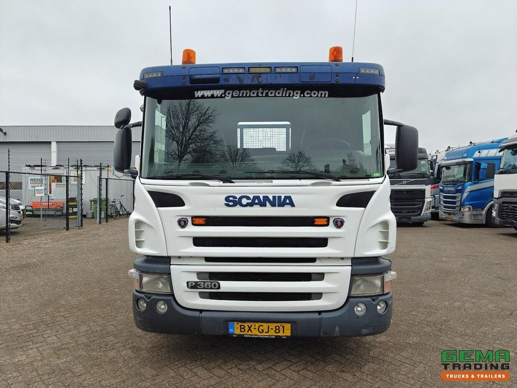 Scania P360 4x2 Daycab Euro 5 - Full air suspension - HyvaLift Portal arm system 14T - Rockinger - 05/2026 MOT