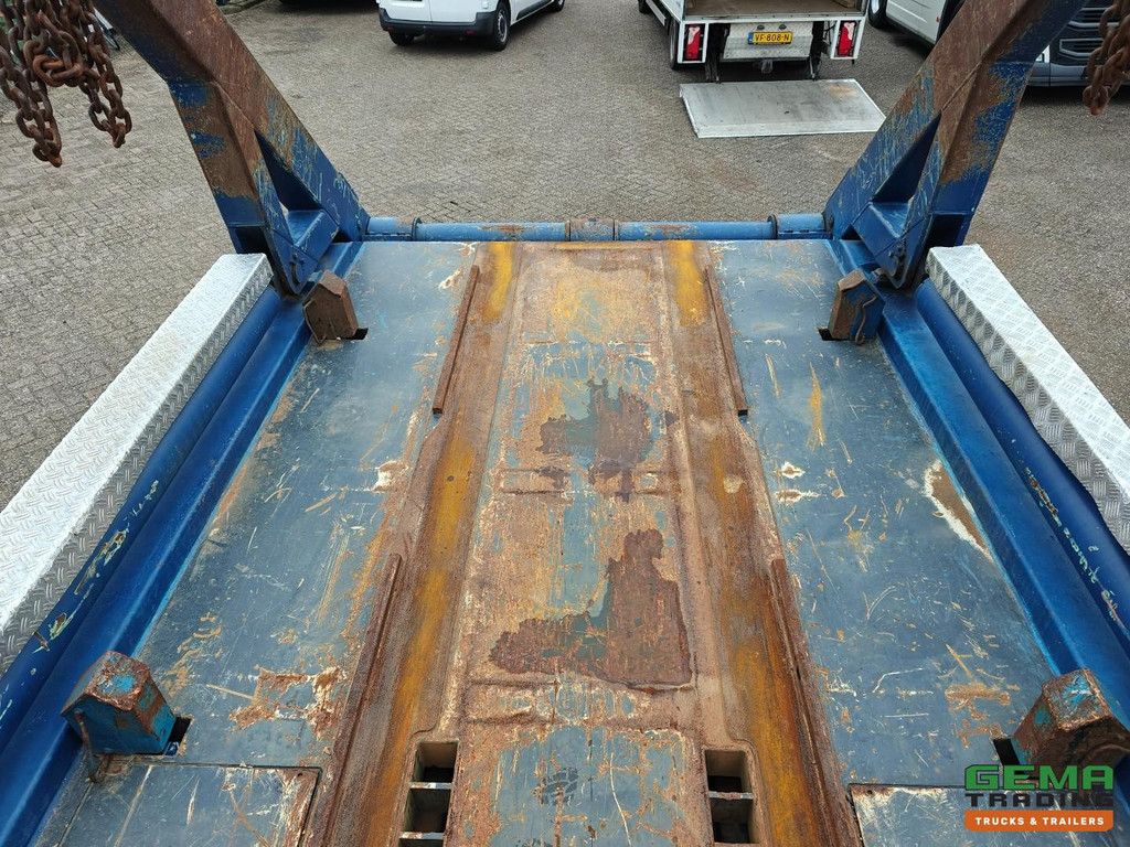 Scania P360 4x2 Daycab Euro 5 - Full air suspension - HyvaLift Portal arm system 14T - Rockinger - 05/2026 MOT