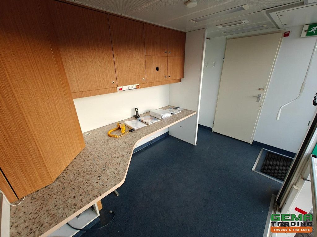 Lamboo T 02S 2-achsiger ROR – Isolierter medizinischer Anhänger/Mobilheim – Krankentragen-/Rollstuhllift – Klimaanlage – Lenkachse – Ehemaliger MRT-Anhänger