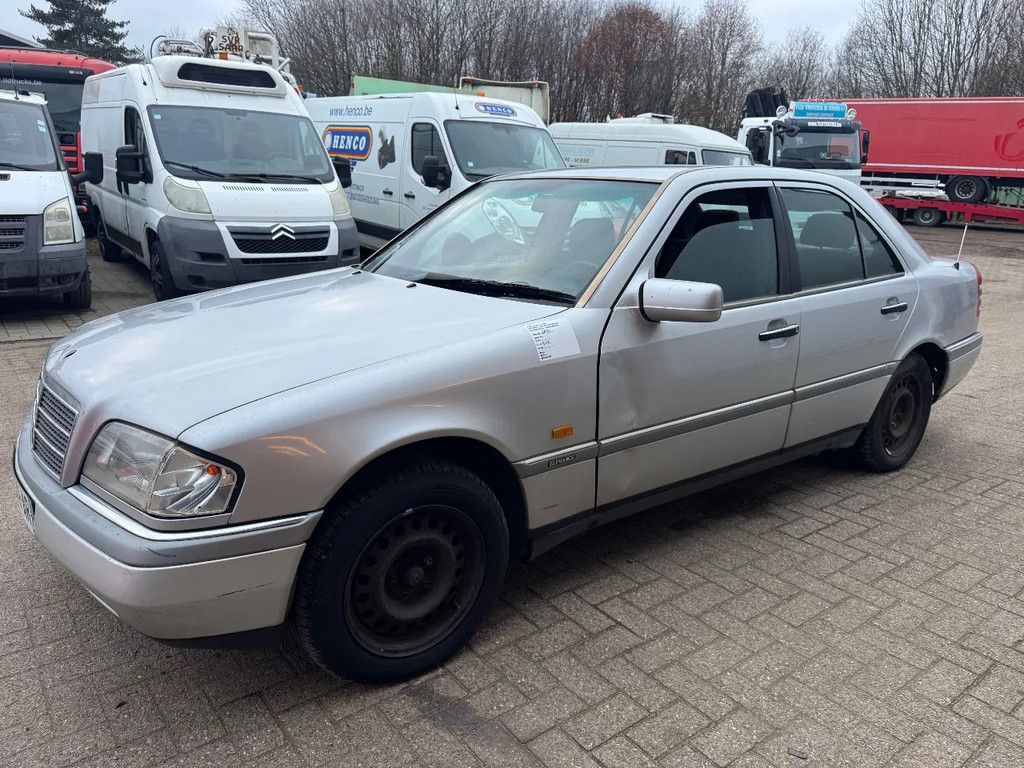 Mercedes-Benz C-klasse **C250 DIESEL-AIRCO-VOITURE FRANCAIS-FRENCH CAR**