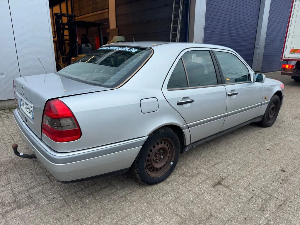 Mercedes-Benz C-klasse **C250 DIESEL-AIRCO-VOITURE FRANCAIS-FRENCH CAR**