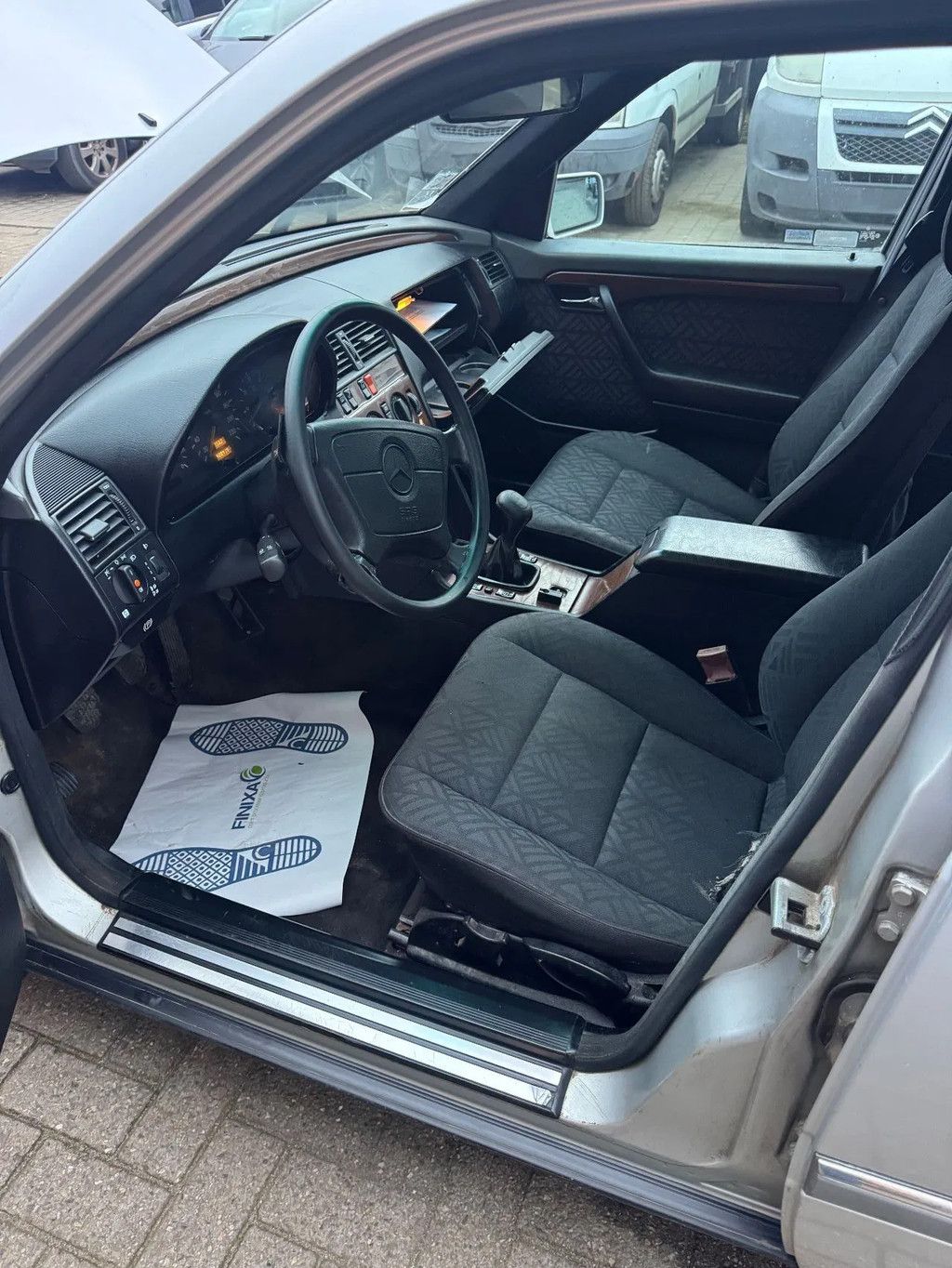 Mercedes-Benz C-klasse **C250 DIESEL-AIRCO-VOITURE FRANCAIS-FRENCH CAR**