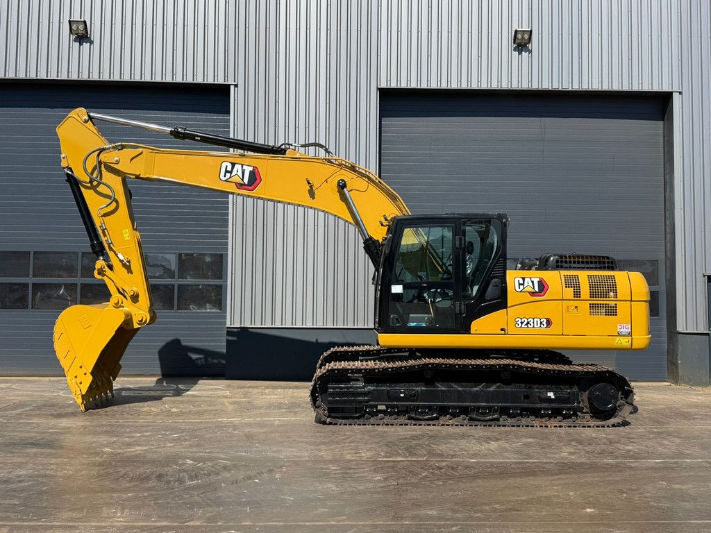 Caterpillar 323D3