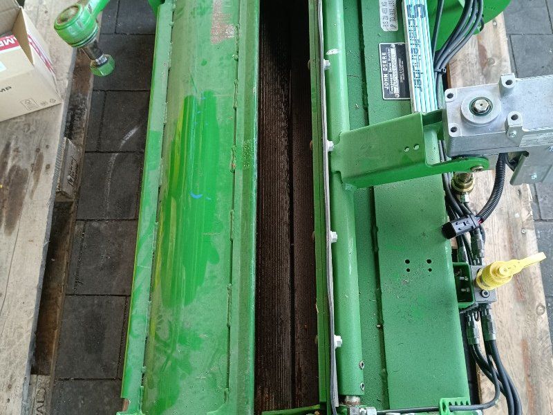 John Deere Cracker / Körnerprozessor für 8600