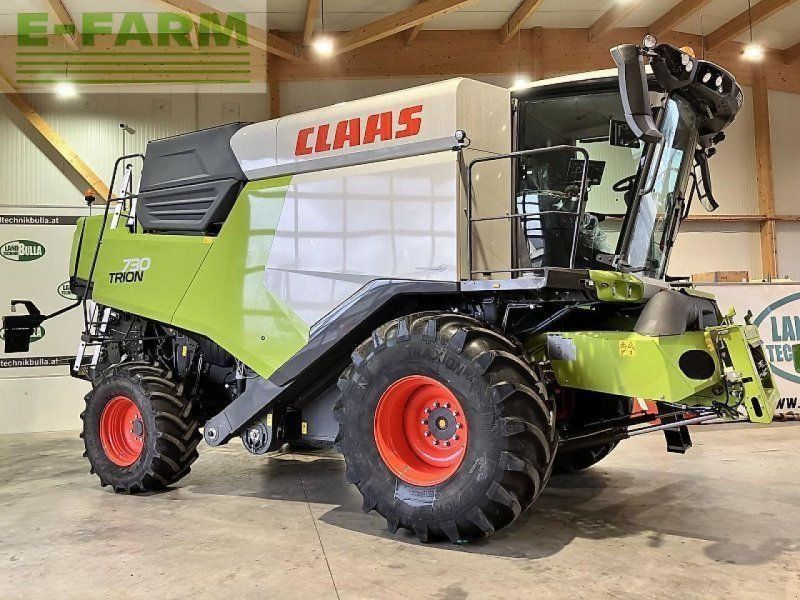 Claas trion 730