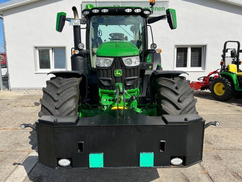 John Deere 6R185 Gen. 5 mit Frontzapfwelle