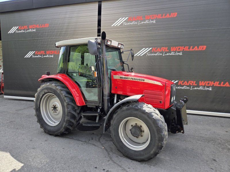 Massey Ferguson 6235-4