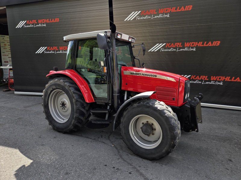 Massey Ferguson 6235-4