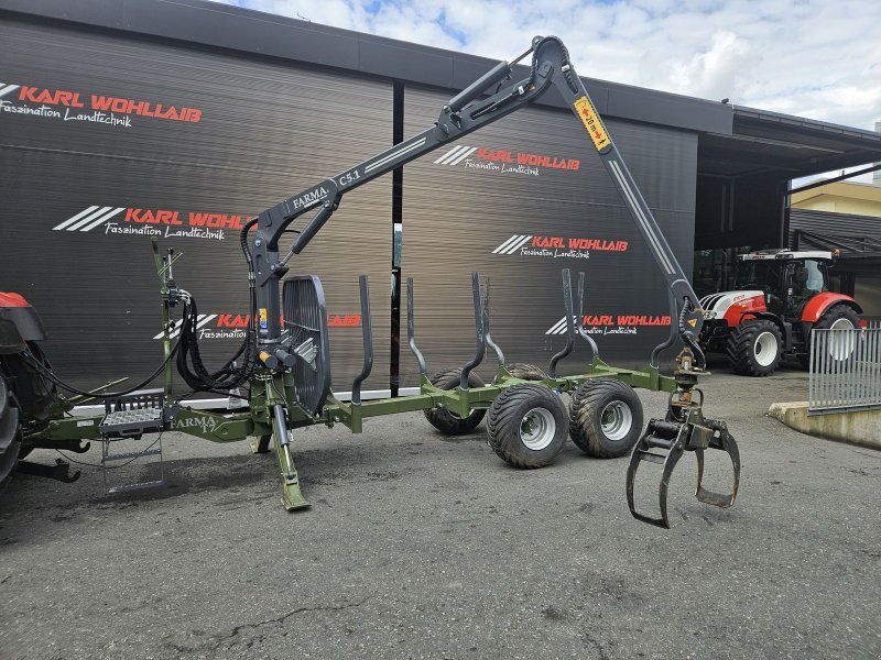 Farma T7 mit Kran C 5.1