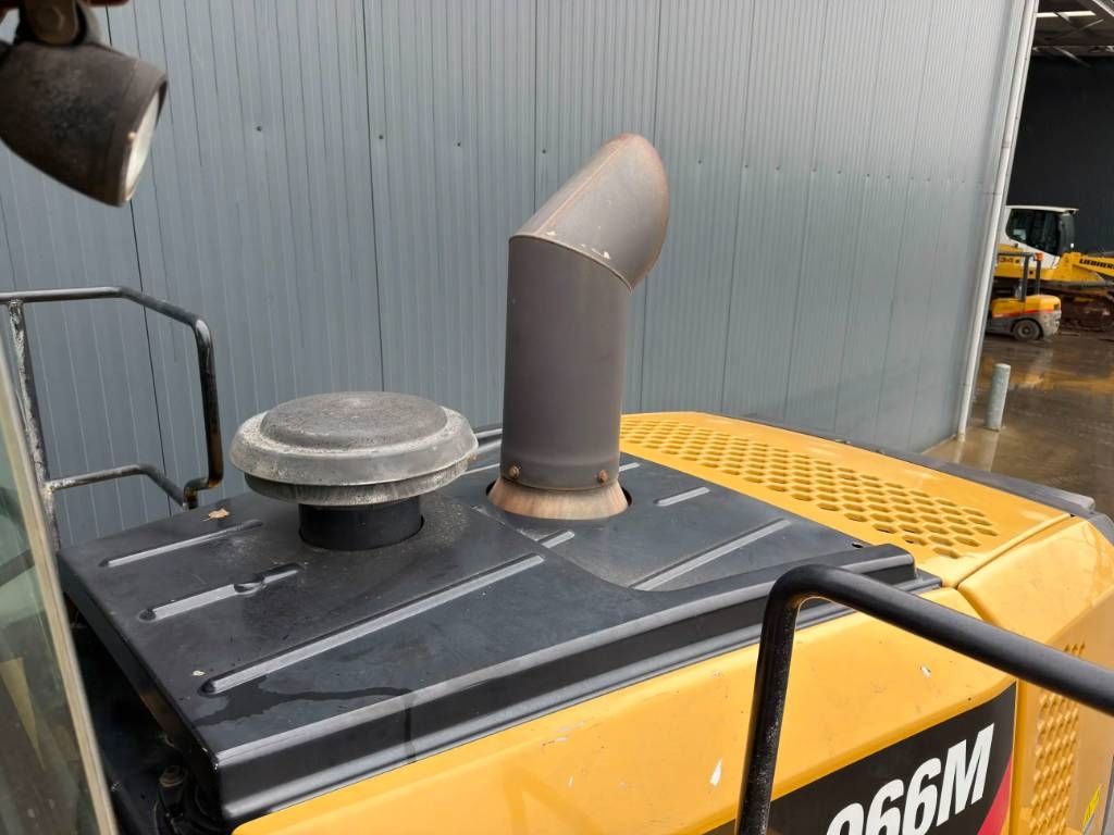 CAT 966M XE