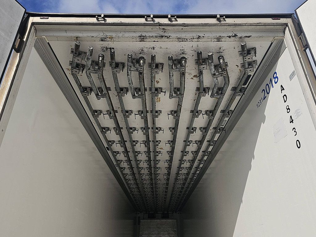 SCHMITZ SKO 24 EURO MEATRAIL