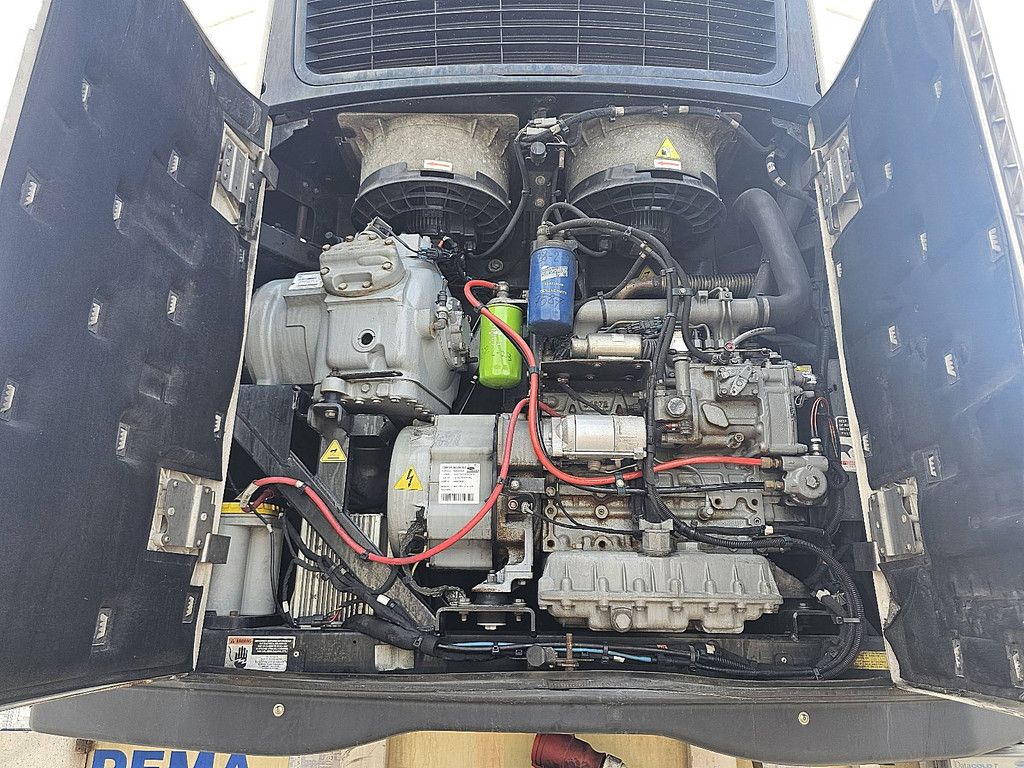 SCHMITZ SKO 24 EURO MEATRAIL