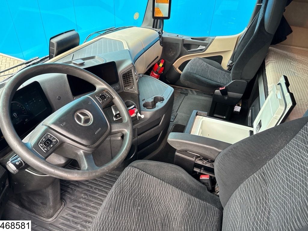 Mercedes Actros 1845 EURO 6d, Mirrorcams