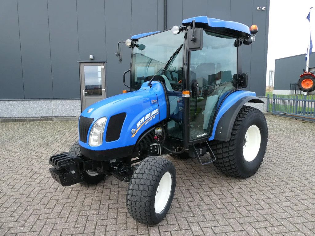 New Holland Boomer 45D 4wd CVT / 02211 Draaiuren / Zeer lage urenstand