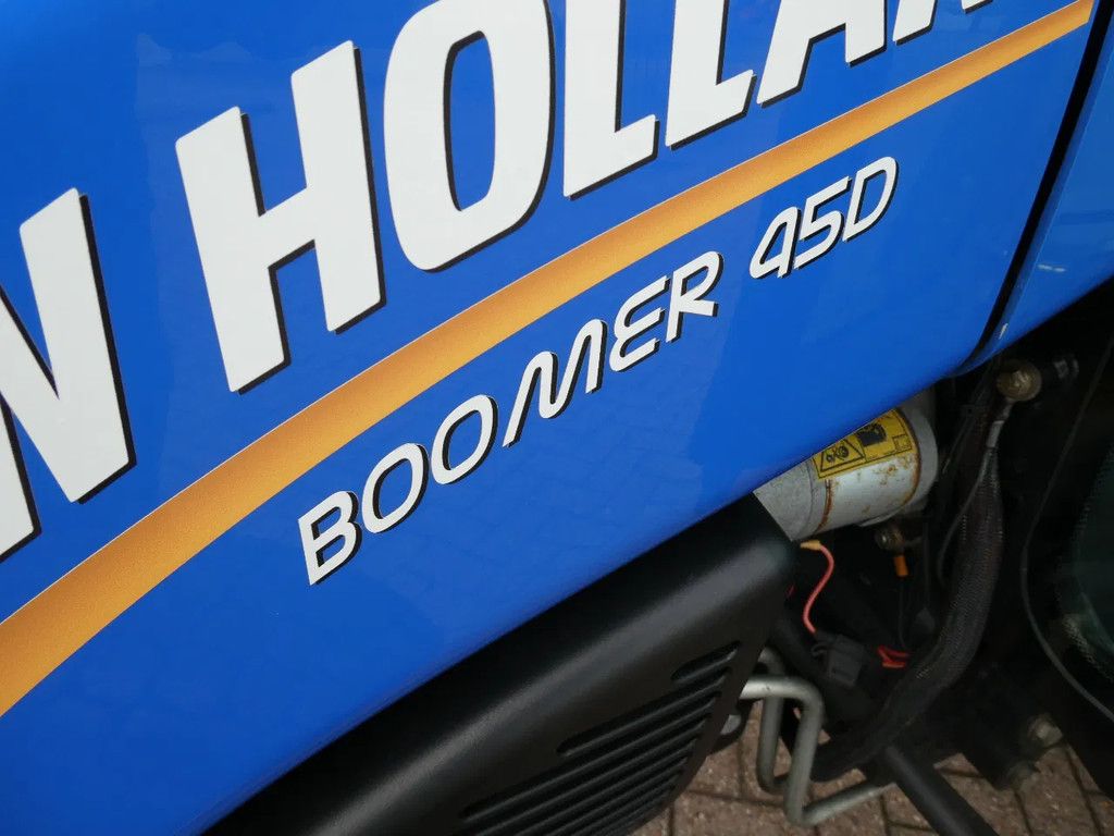 New Holland Boomer 45D 4wd CVT / 02211 Draaiuren / Zeer lage urenstand