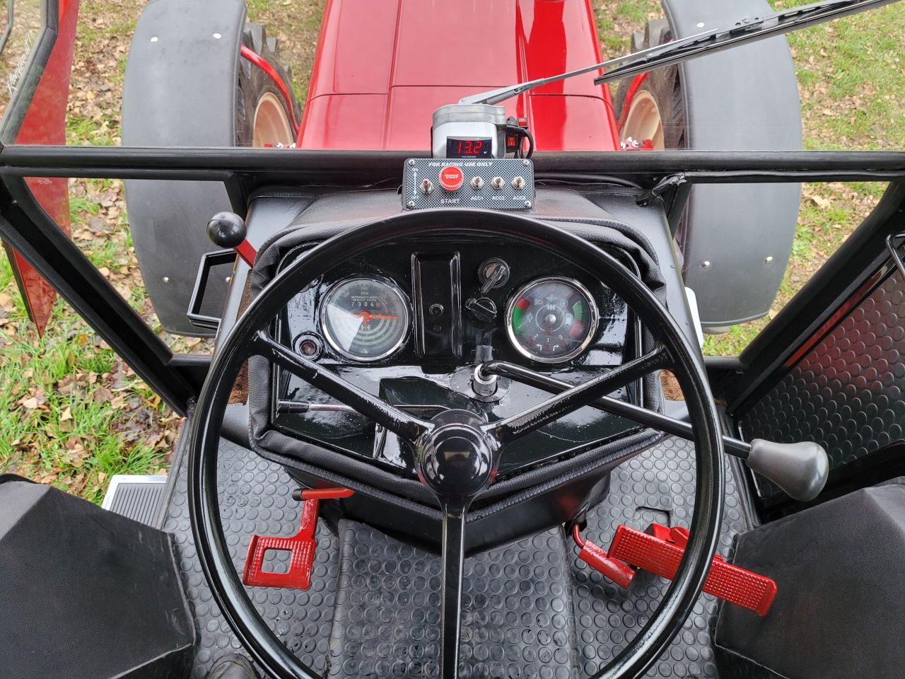 International 844 s 4x4 comfort 2000 cabine