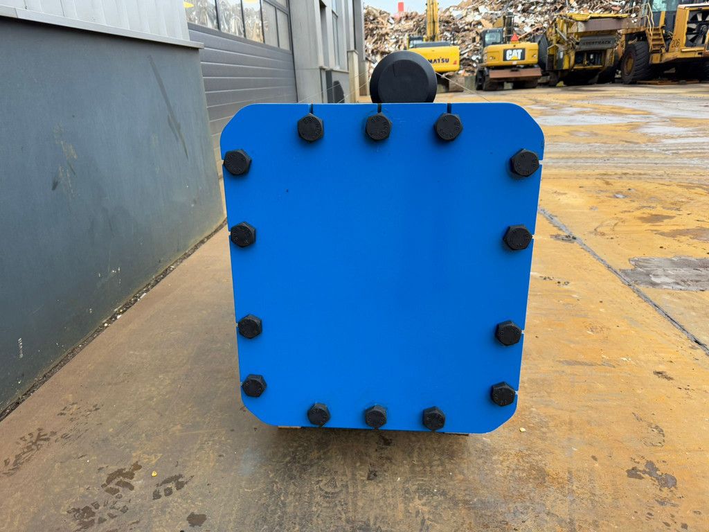 Hammer HS1700 fits 18-24 Ton excavator -10% Discount-