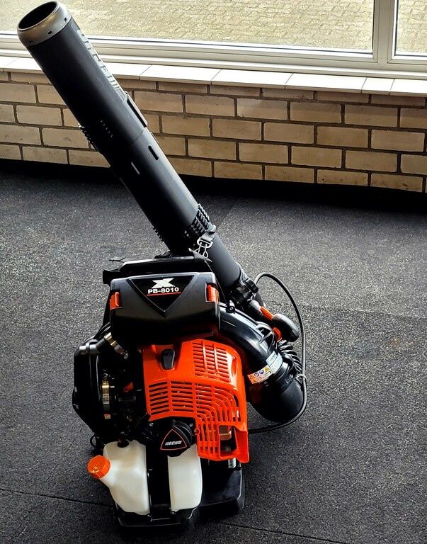 Nieuw! Echo PB-8010 bladblazer