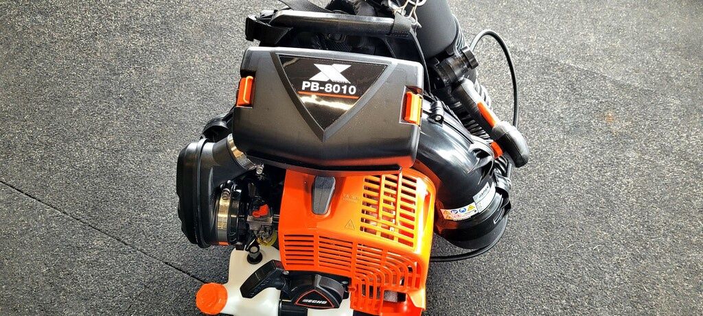 Nieuw! Echo PB-8010 bladblazer