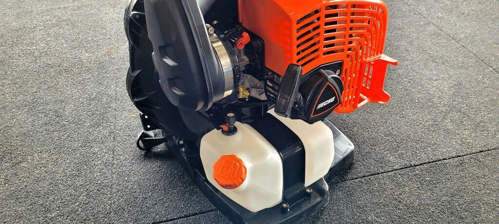 Nieuw! Echo PB-8010 bladblazer