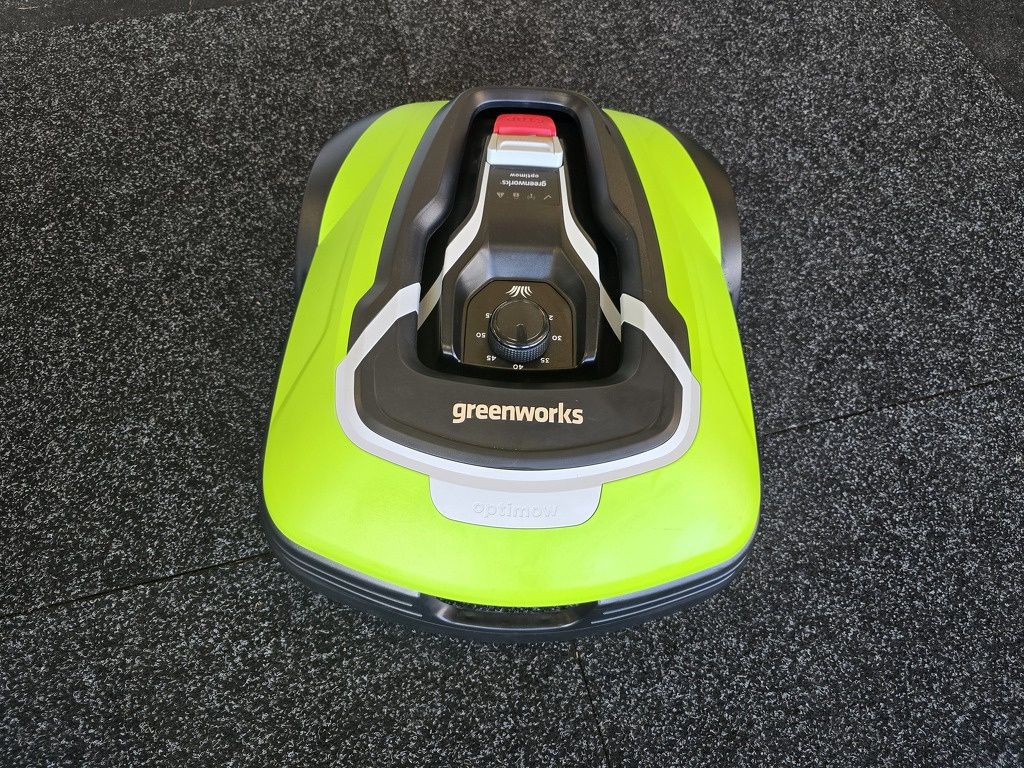 Greenworks Optimow 10