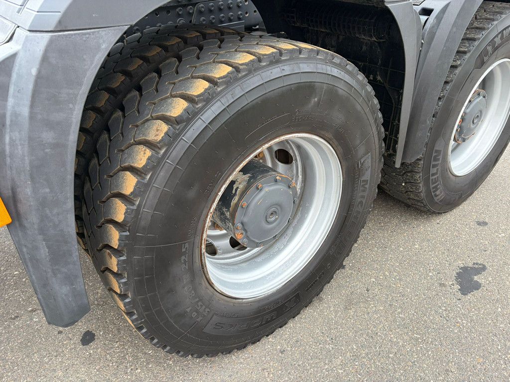 MercedesBenz AROCS 3345