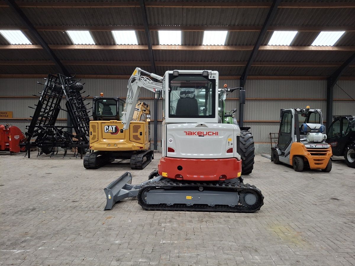 Takeuchi TB335R, BJ2025, minigraver, minikraan, Nieuw!
