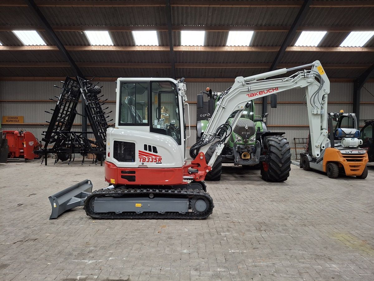Takeuchi TB335R, BJ2025, minigraver, minikraan, Nieuw!