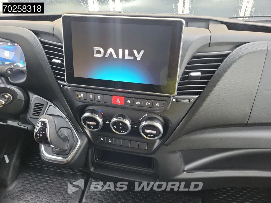 Iveco Daily 35S21 3.0L Automaat 210PK L2H2 2025-Model 3,5t Trekvermogen ACC LED CarPlay Camera Parkeersensoren Velgen Euro6 L2 12m3 Klima