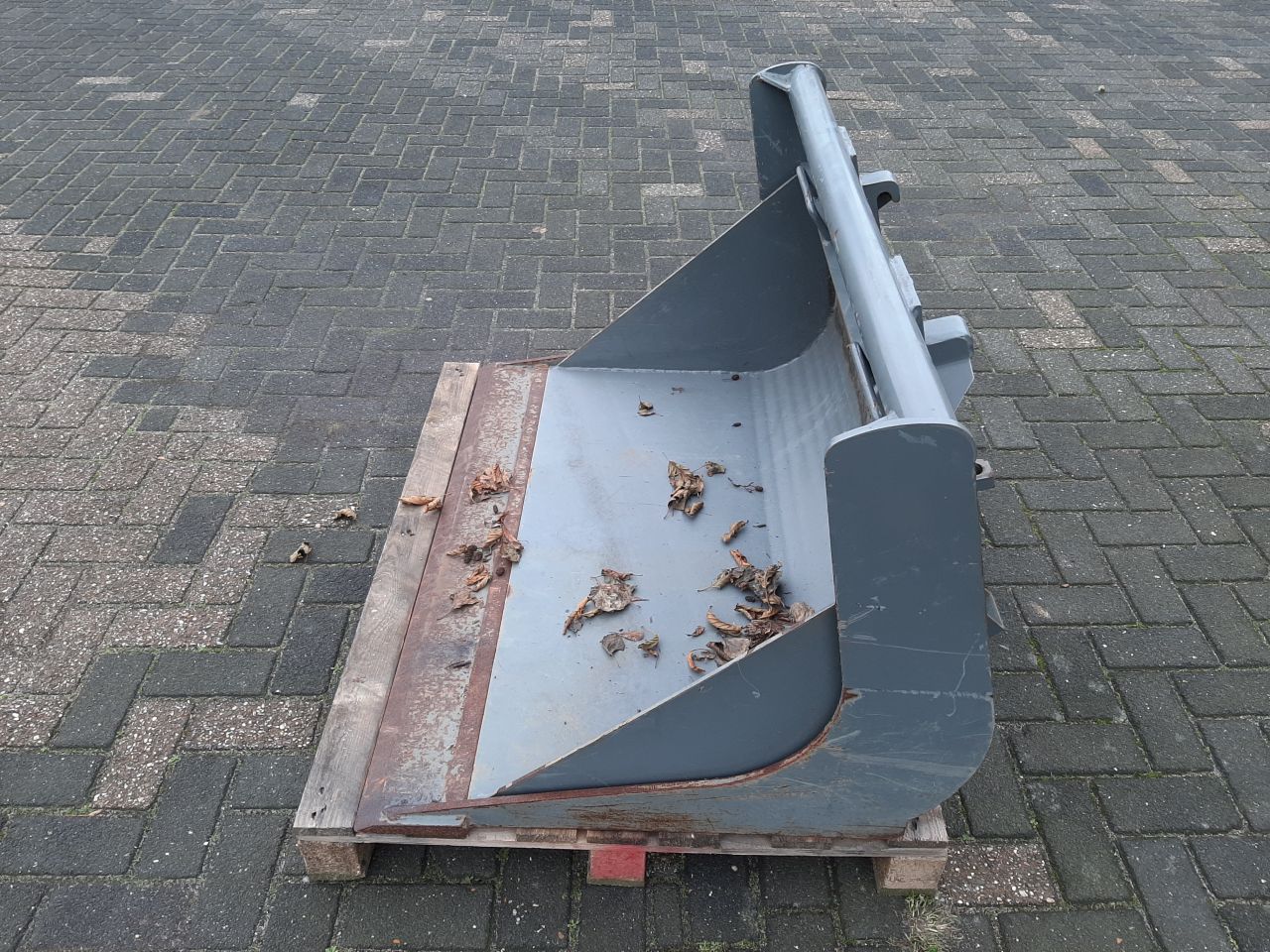 Puinbak met GiANT compact snelwissel 1,10m - Incl. inlegvel