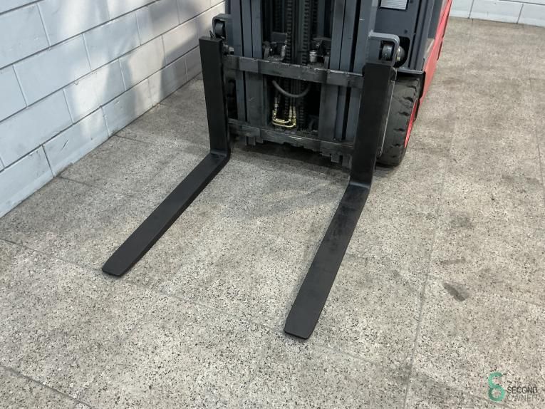 Heftrucks Elektrisch Nichiyu FBT18P 2001 Batterij 2022