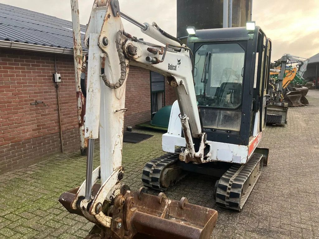 Bobcat 325 Minigraver Graafmachine