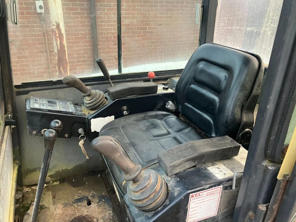 Bobcat 325 Minigraver Graafmachine