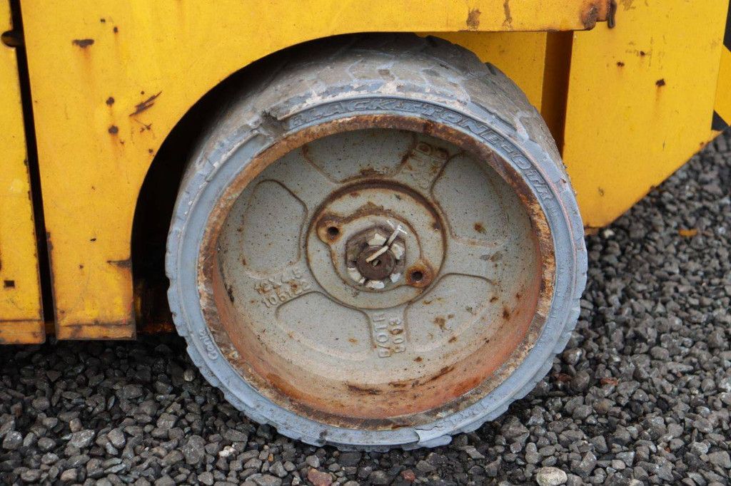 Scissor lift Genie GS-1932 Electric 7.6m