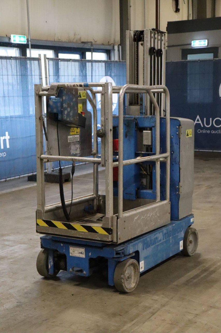 Genie GR-20 Electric Mast Lift 8m 2016