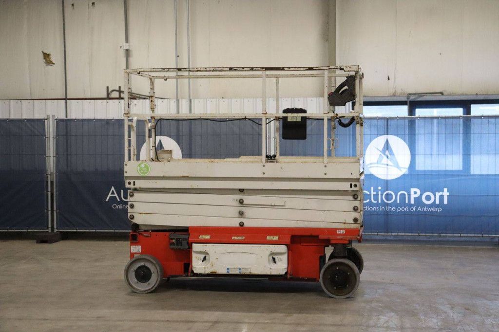 JLG 2646 ES Electric Scissor Lift 9.92m 2016