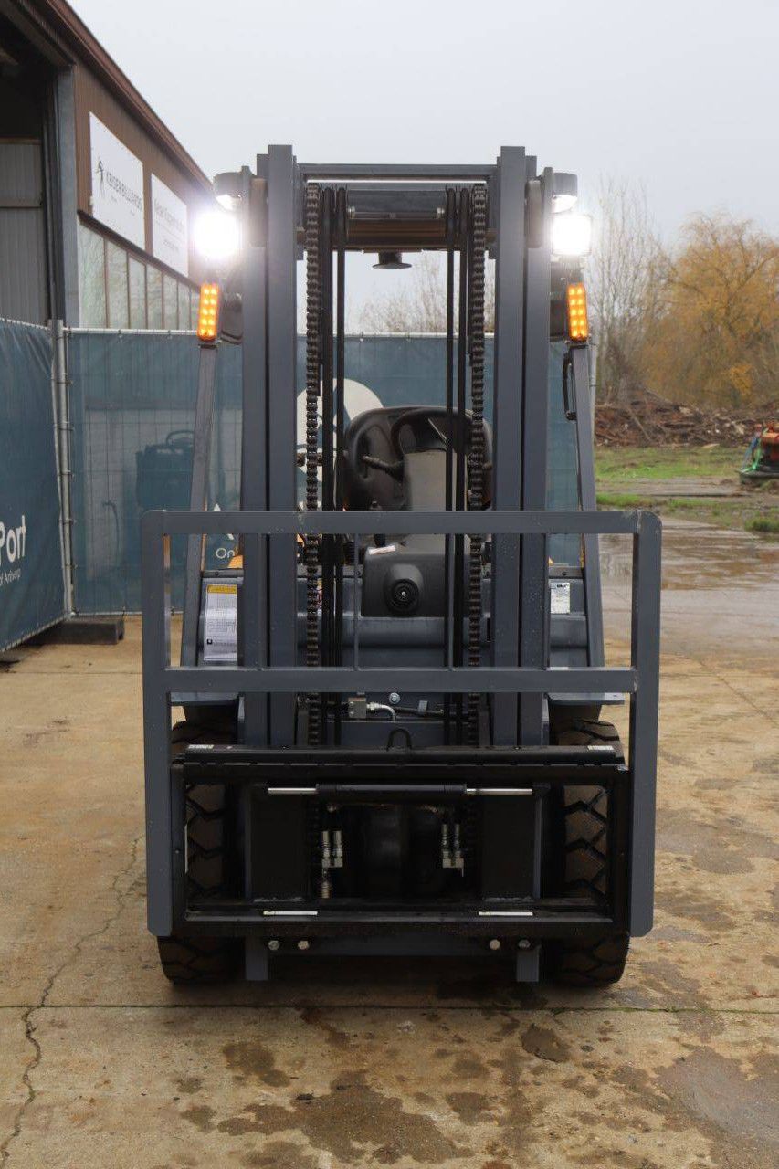 Forklift VMAX CPD25 Diesel 2500kg 3.0m 2023 New
