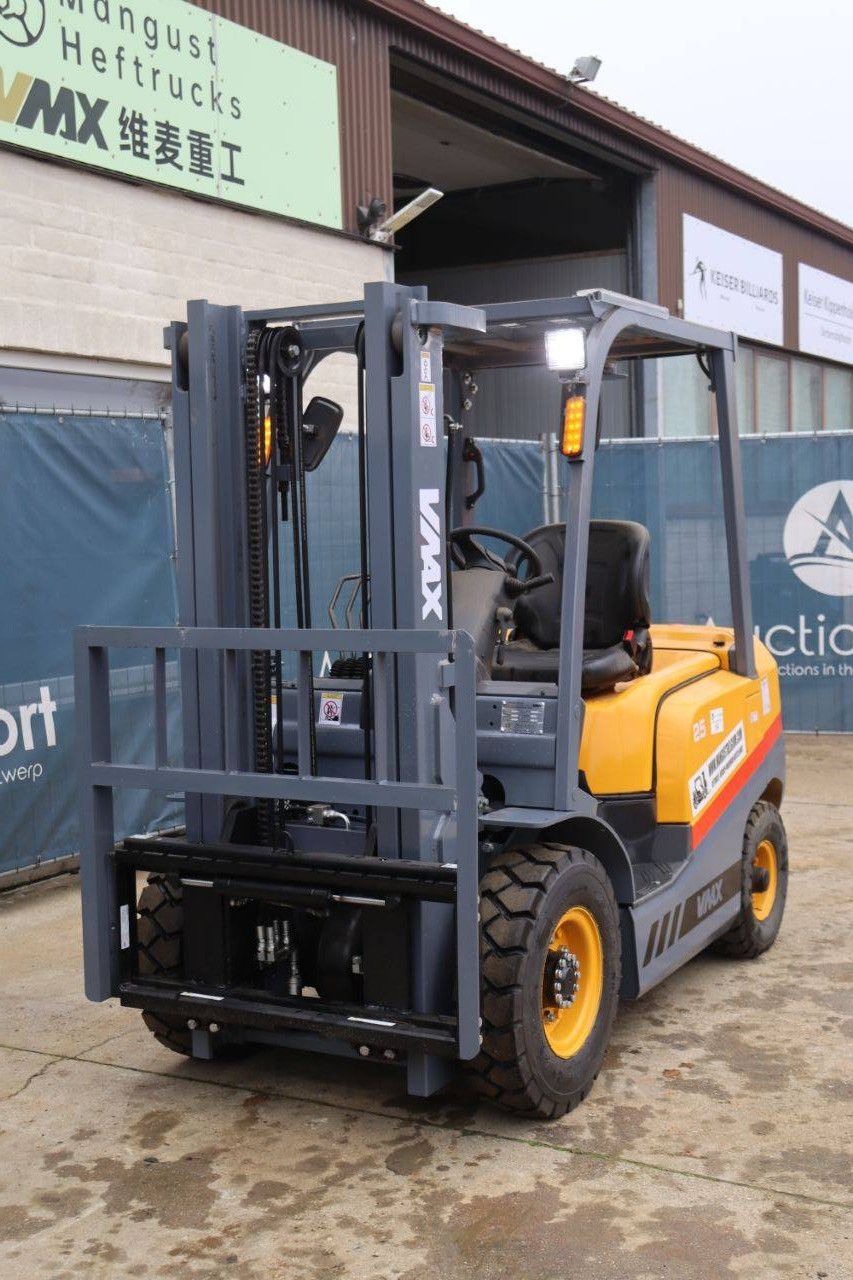 Forklift VMAX CPD25 Diesel 2500kg 3.0m 2023 New