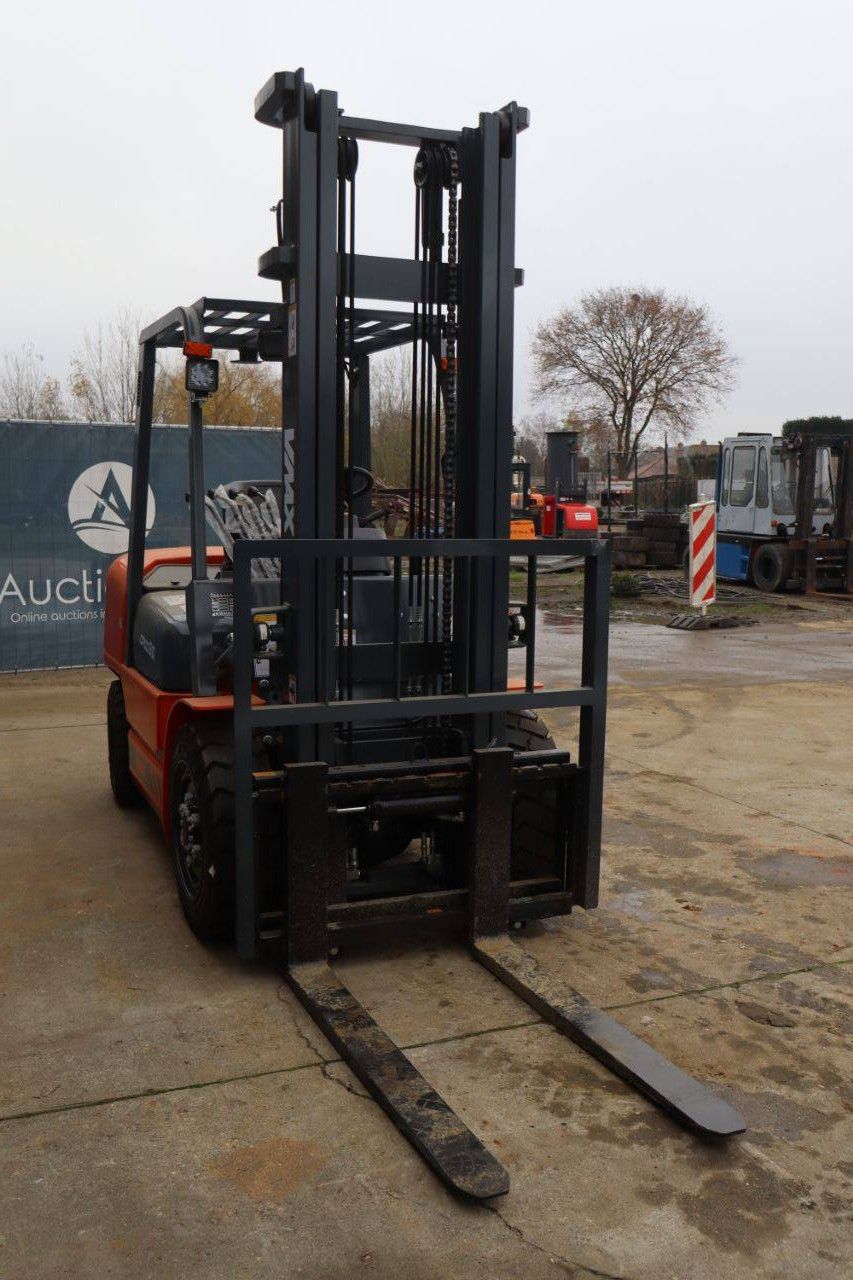 Heftruck VMAX CPCD30 Diesel 3000kg 4.0m 2025 Nieuw