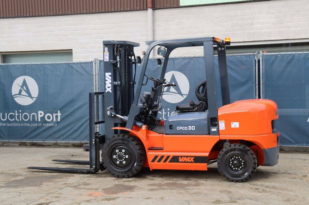 Forklift VMAX CPCD30 Diesel 3000kg New