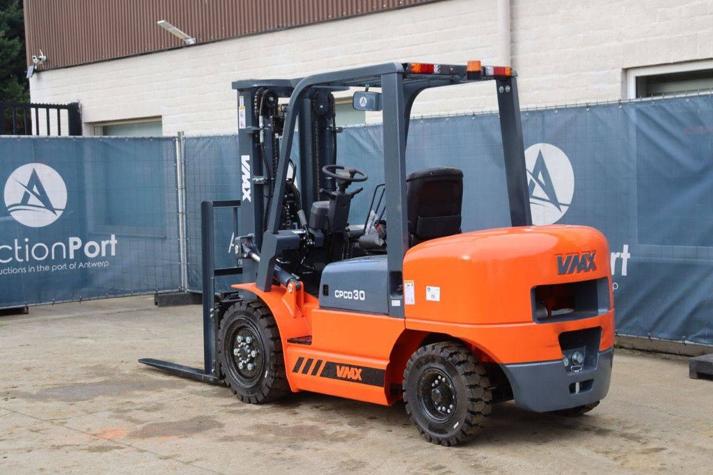 Forklift VMAX CPCD30 Diesel 3000kg New