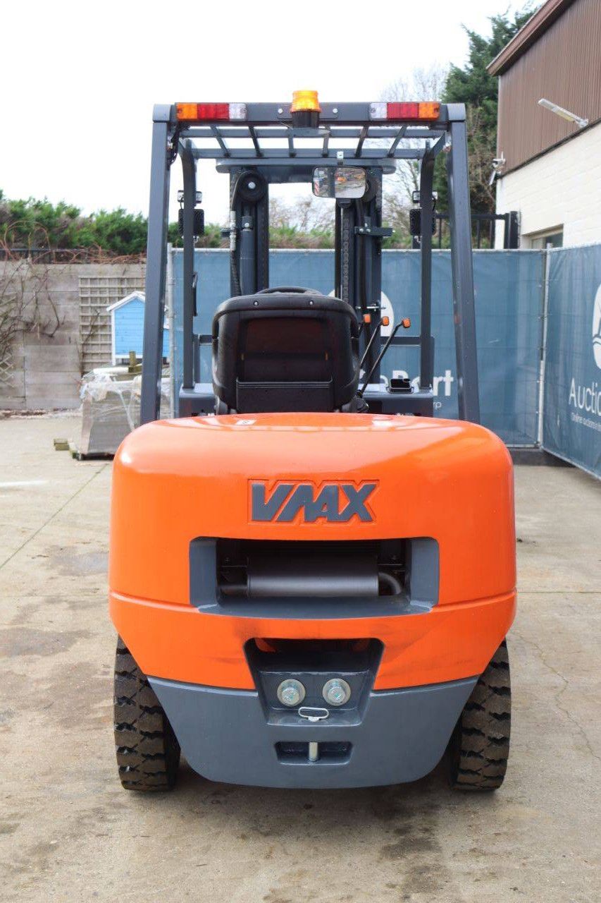 Forklift VMAX CPCD30 Diesel 3000kg New