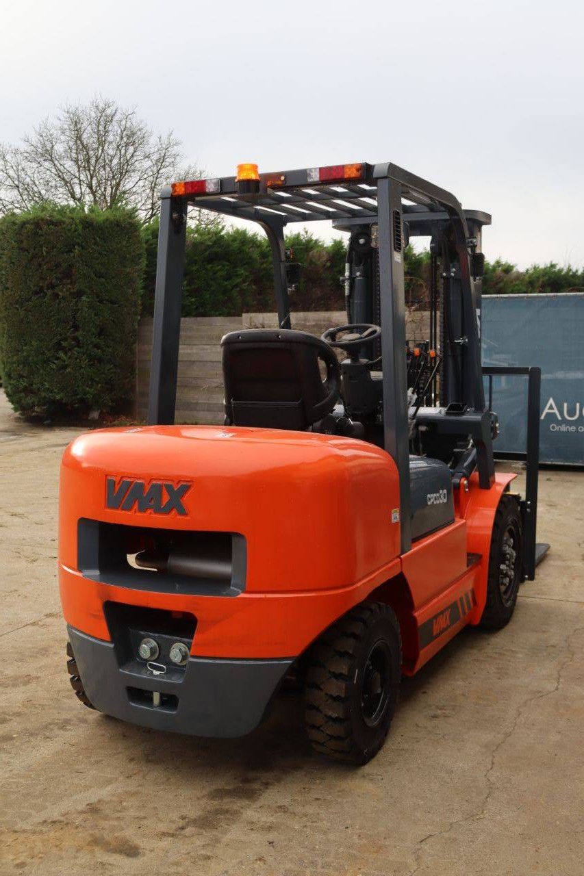 Forklift VMAX CPCD30 Diesel 3000kg New
