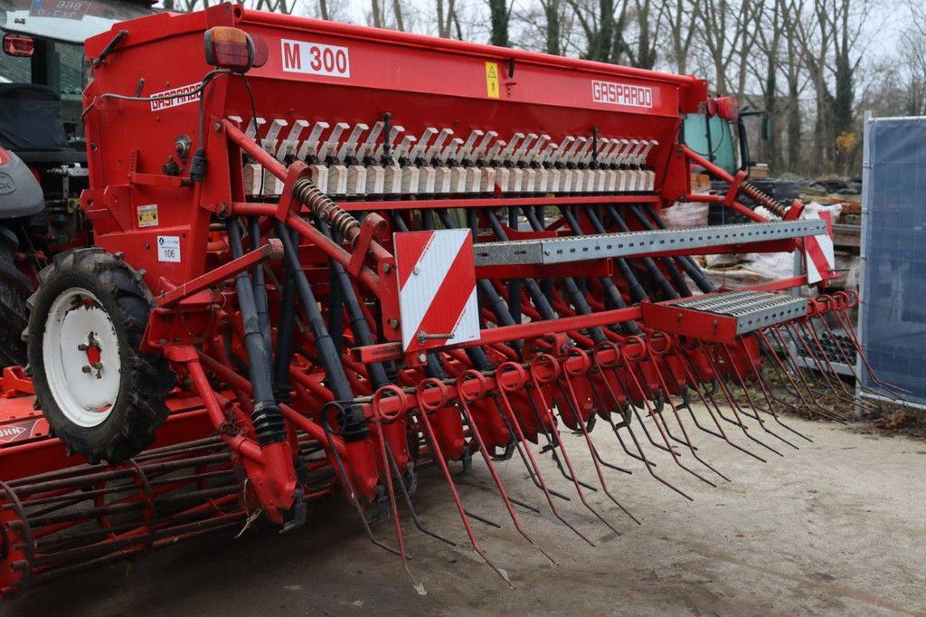 Seeder Gaspardo M300 2002 (Margin)