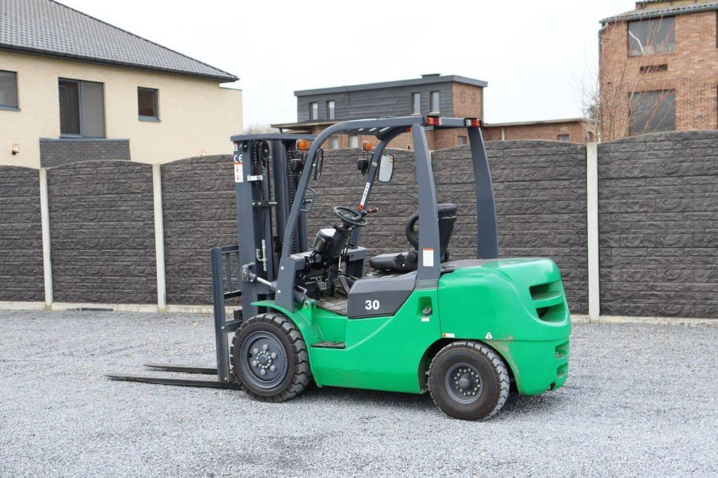 Heftruck FD30 Diesel 3000kg 4.5m 2024 Nieuw (Marge)