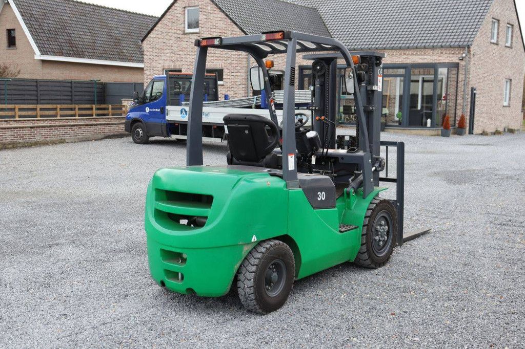 Heftruck FD30 Diesel 3000kg 4.5m 2024 Nieuw (Marge)