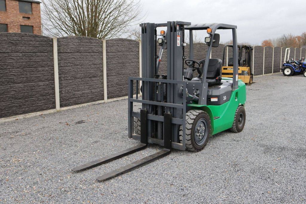 Heftruck FD30 Diesel 3000kg 4.5m 2024 Nieuw (Marge)